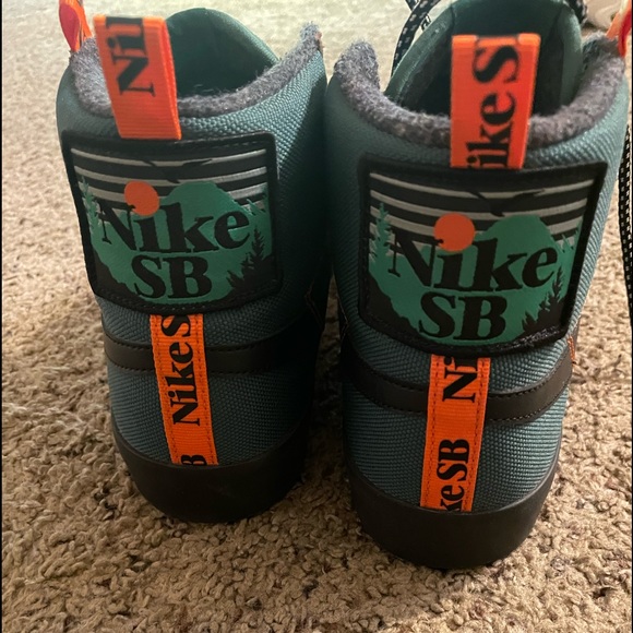 Nike SB Blazer Mid Premium - Picture 2 of 2